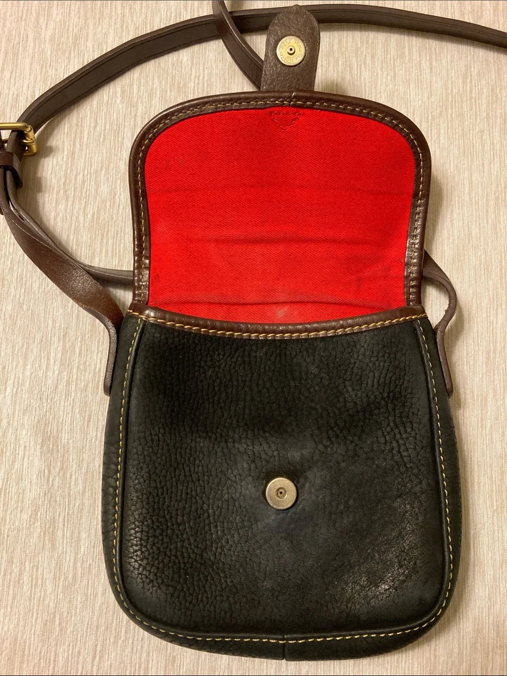 Dooney Bourke markings exterior wear